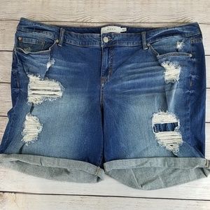 Torrid Distressed Jean Shorts Size 26 Cuffed NWOT